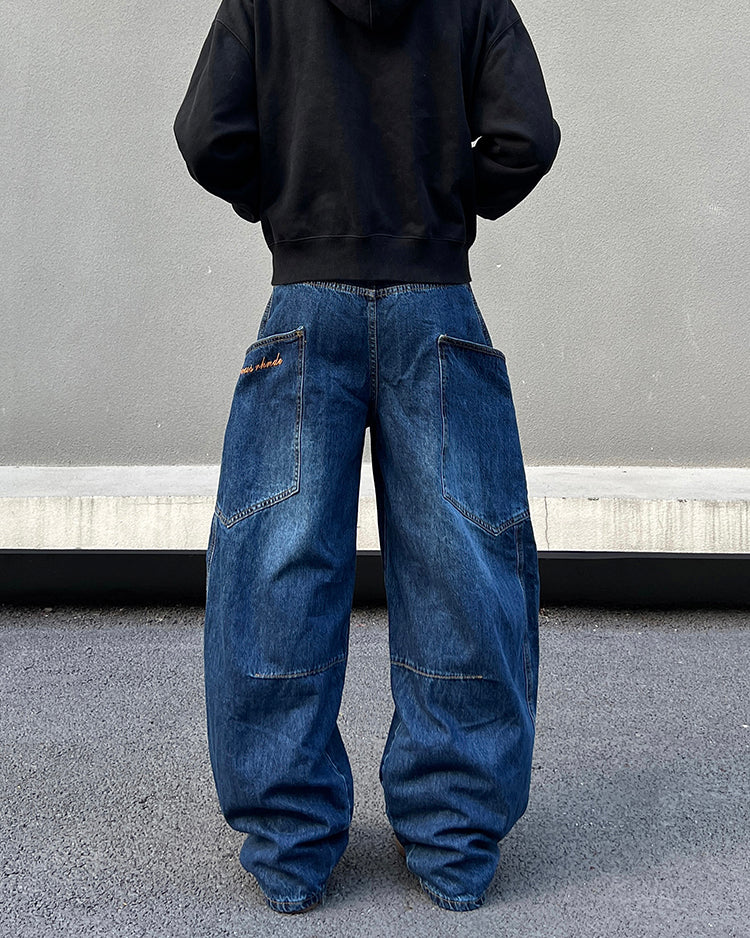 Large Pocket Curved Jeans