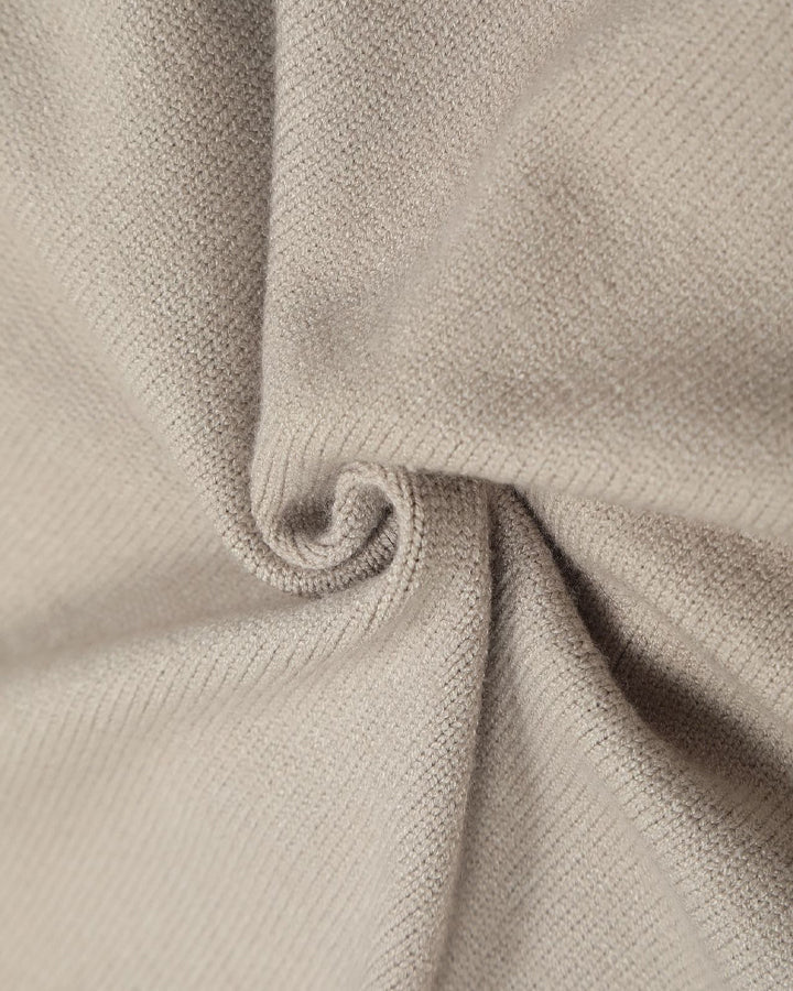 Minimalist Ribbed Knit Zip-Up Cardigan